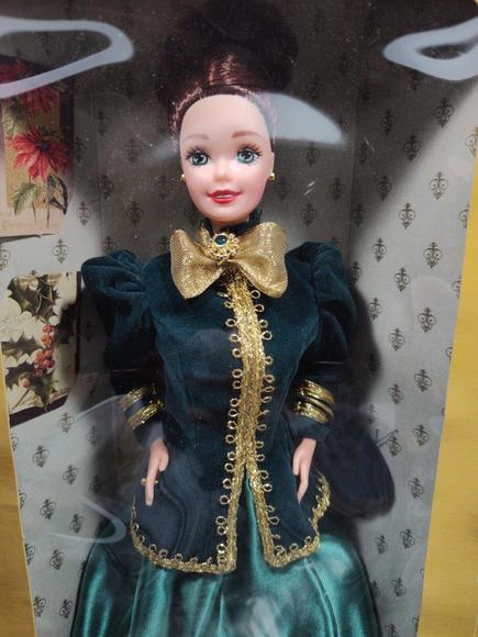 Barbie Yuletide Romance Doll 15621 Hallmark Special Edition Mattel 1996 Holiday - Picture 8 of 10